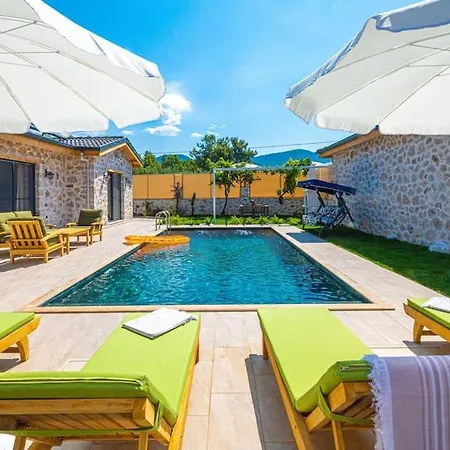 Vila Canoezue 1